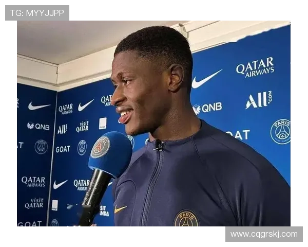 努诺门德斯谈世界最佳边后卫称号不愿自夸谦逊态度引人关注