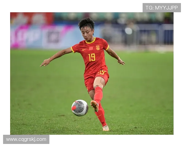 张琳艳低射破门扳回一球中国女足奋力追赶苏格兰女足比分变为1-3 张琳艳低射破门扳回一球中国女足奋力追赶苏格兰女足比分变为1-3